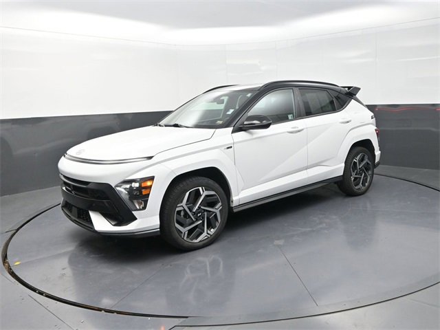 Used 2024 Hyundai Kona N Line image 3