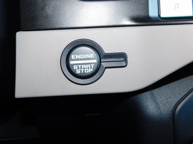 Used 2023 Ford Bronco Wildtrak image 33