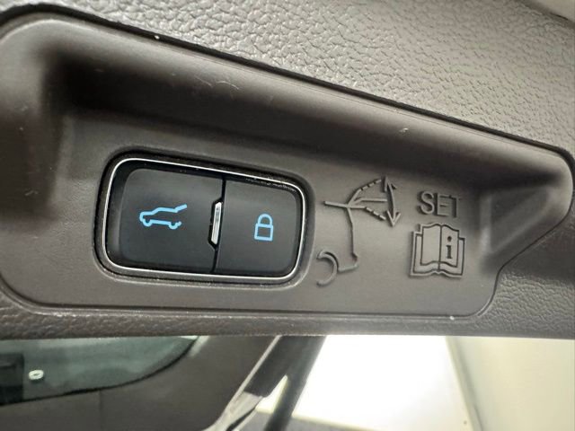 Used 2020 Ford Explorer Platinum image 33