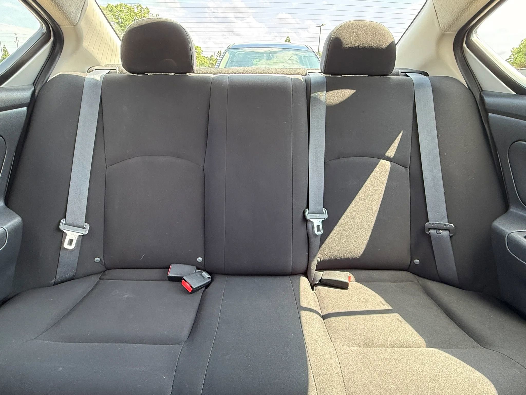 Used 2014 Nissan Versa S Plus FWD image 22