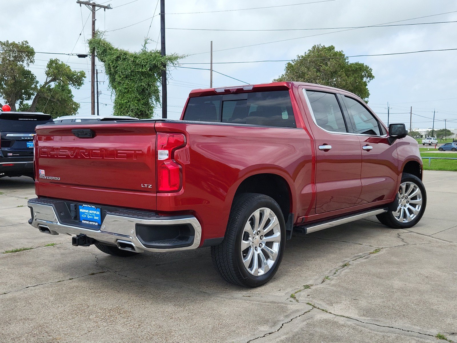 Used 2022 Chevrolet Silverado 1500 LTZ w/ LTZ Premium Texas Edition AWD/4WD image 5