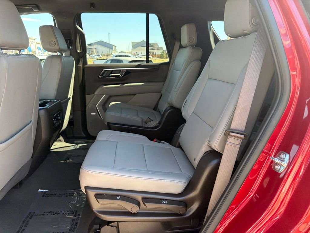 Used 2025 Chevrolet Tahoe LT w/ Comfort Package image 24
