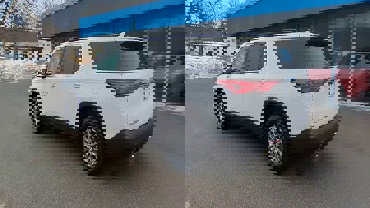 Certified 2023 Chevrolet Traverse LT image 6