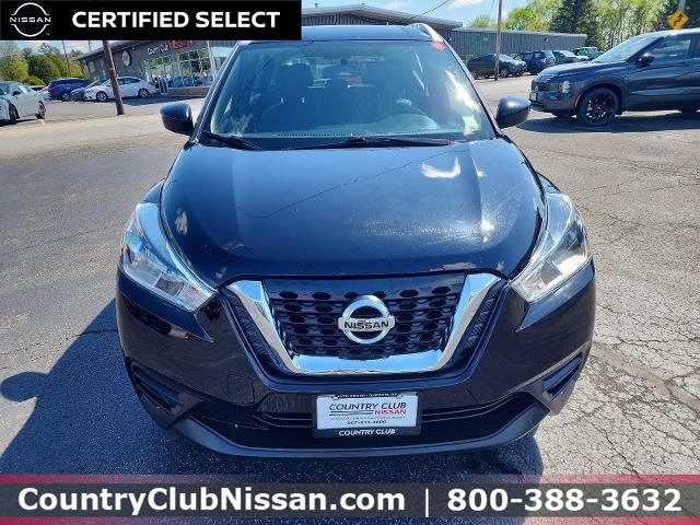 Certified 2019 Nissan Kicks SV FWD image 3