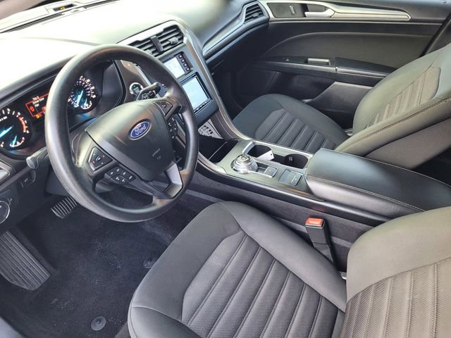Used 2018 Ford Fusion SE image 9