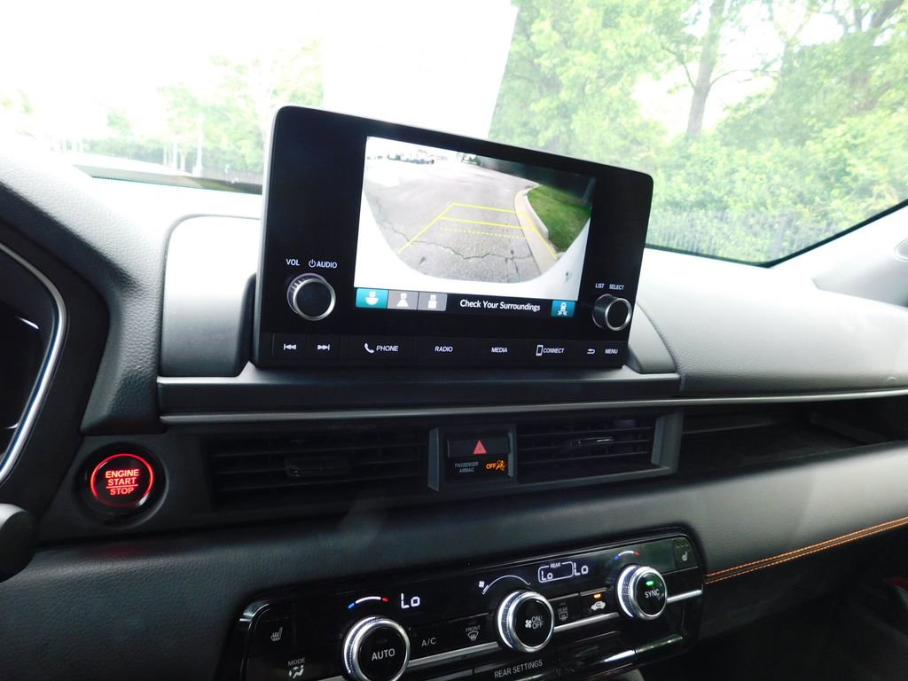 Used 2025 Honda Pilot Sport image 10