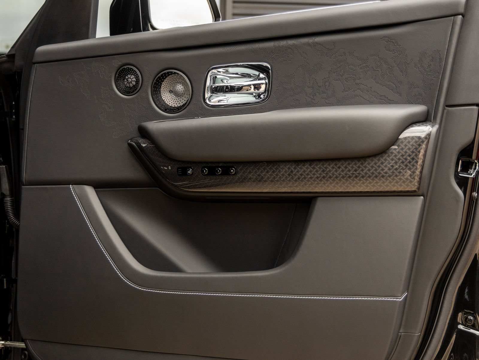 New 2027 Rolls-Royce Cullinan Black Badge AWD/4WD image 47