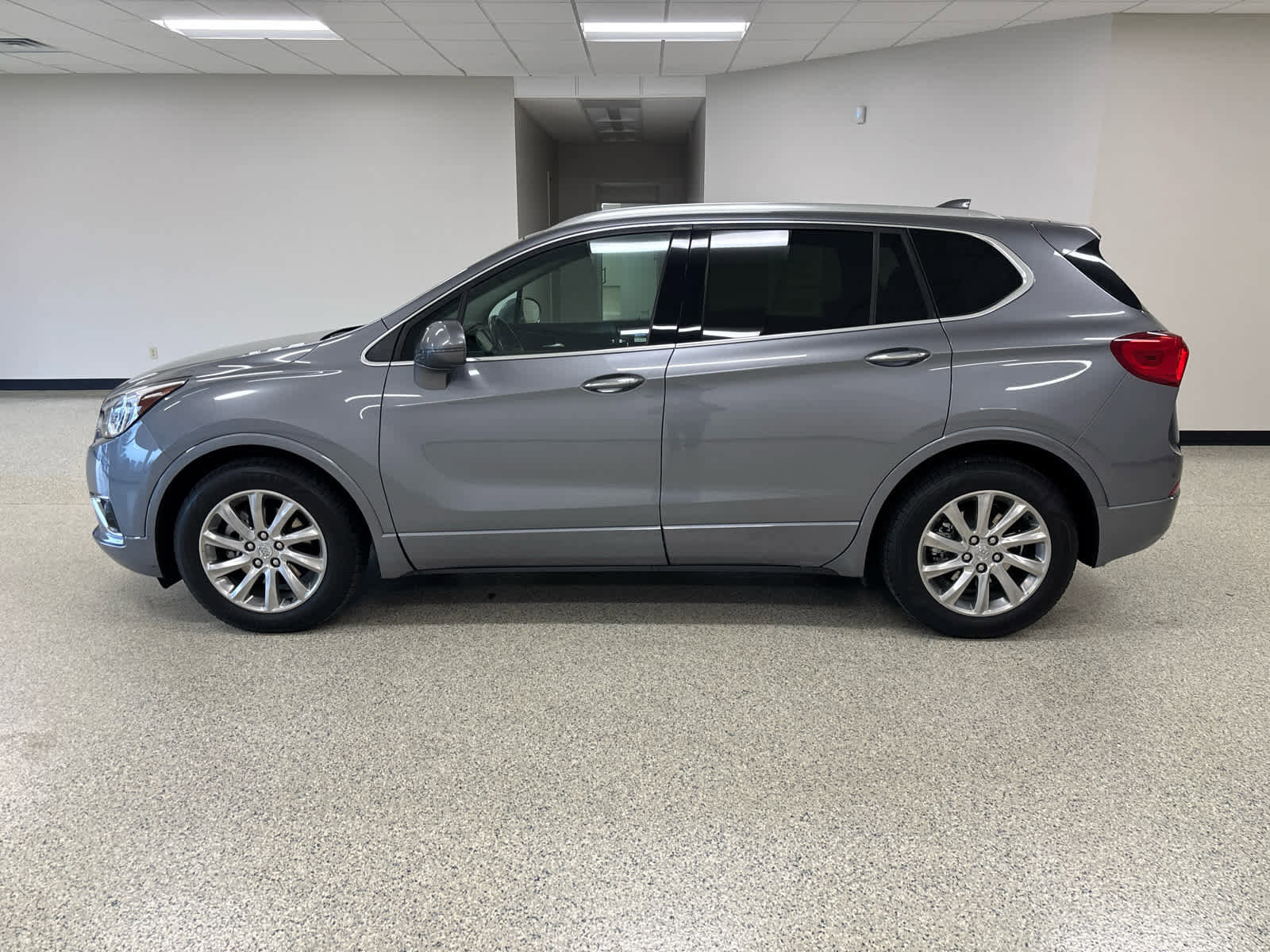 Used 2019 Buick Envision Essence image 8