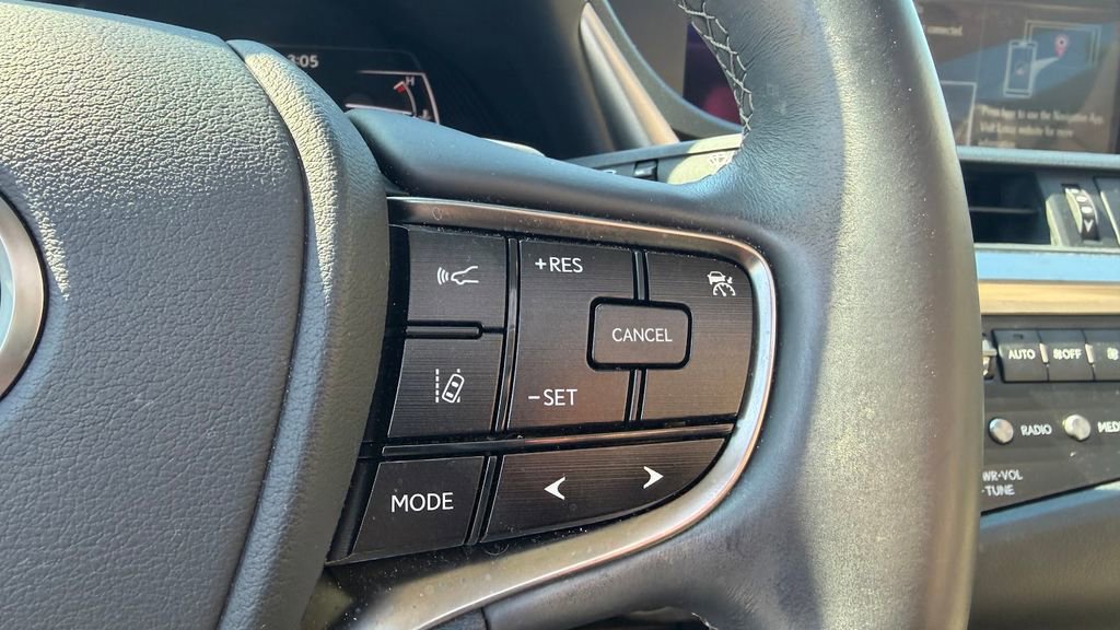 Used 2020 Lexus ES 350 w/ Premium Package image 15