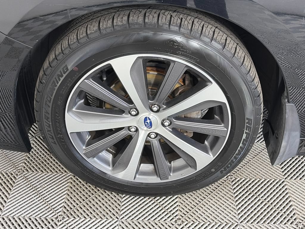 Used 2017 Subaru Legacy 2.5i Limited AWD/4WD image 8