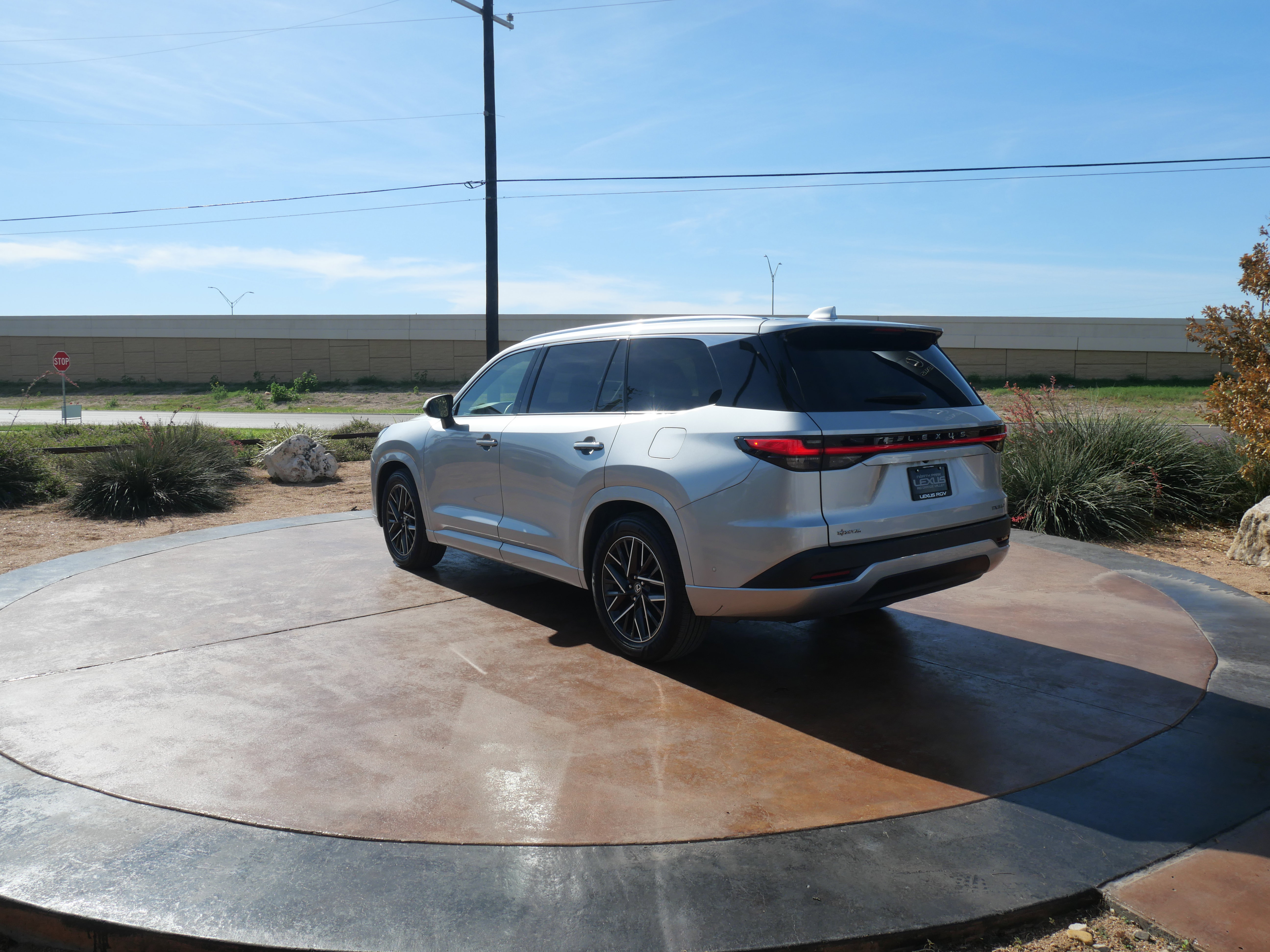 Used 2024 Lexus TX 350 FWD w/ Technology Package image 4