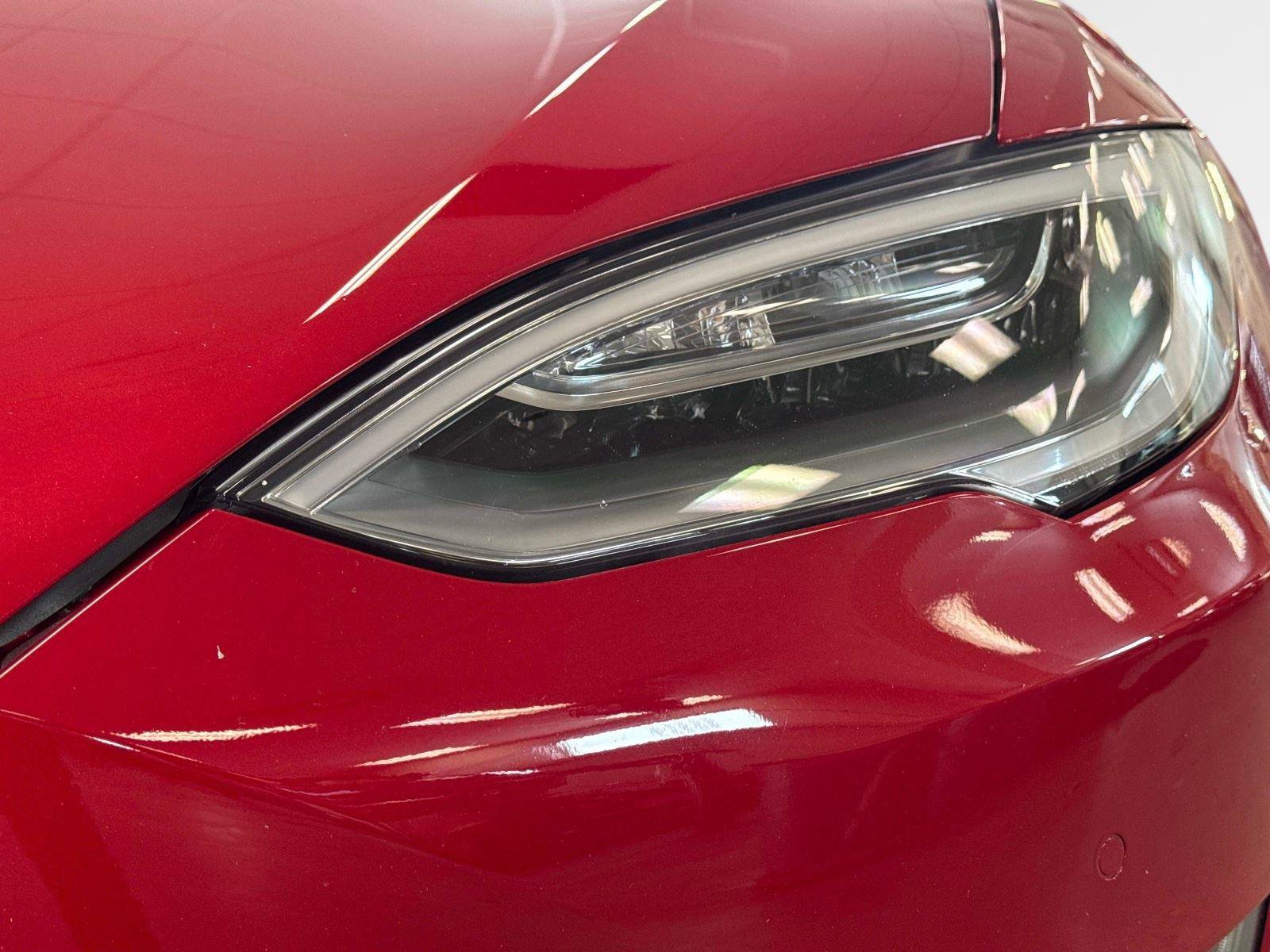 Used 2018 Tesla Model S AWD image 10