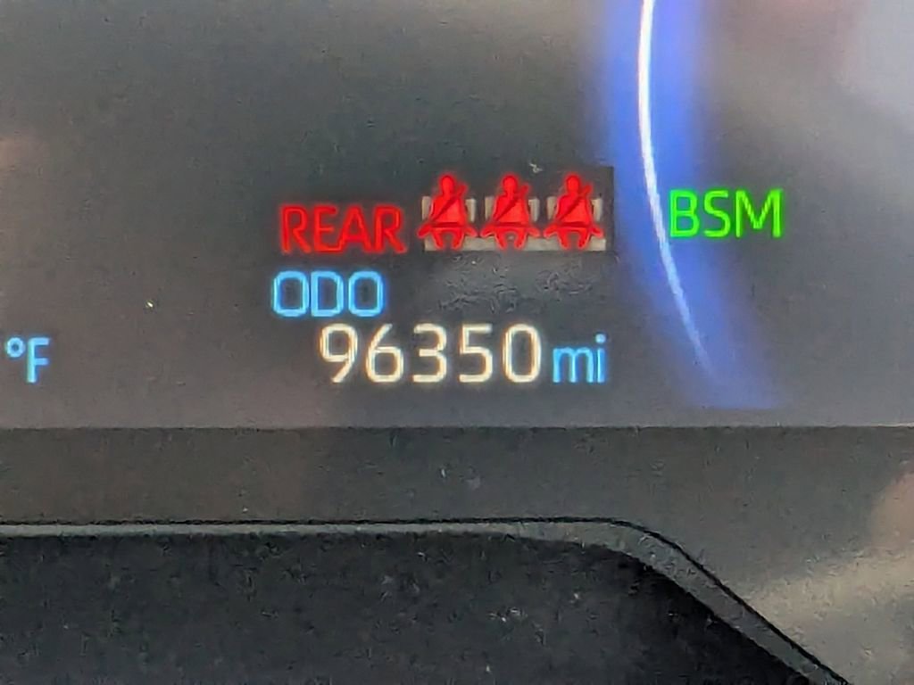 Used 2020 Toyota RAV4 XSE image 31