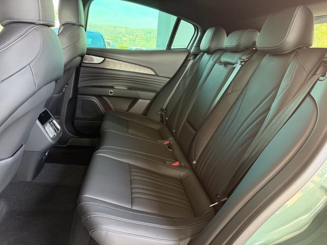 New 2025 Maserati Grecale Modena image 17