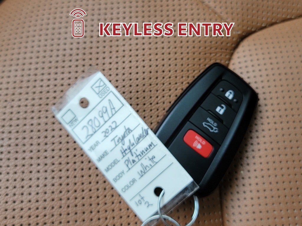 Used 2022 Toyota Highlander Platinum AWD/4WD image 39