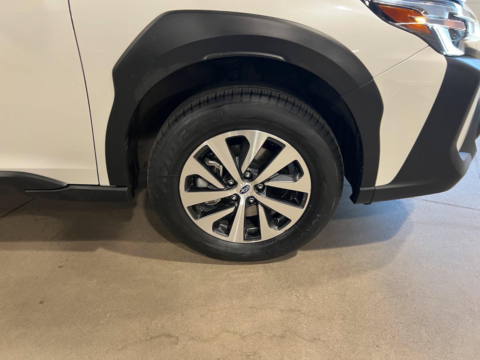 Used 2024 Subaru Outback Premium AWD/4WD image 38