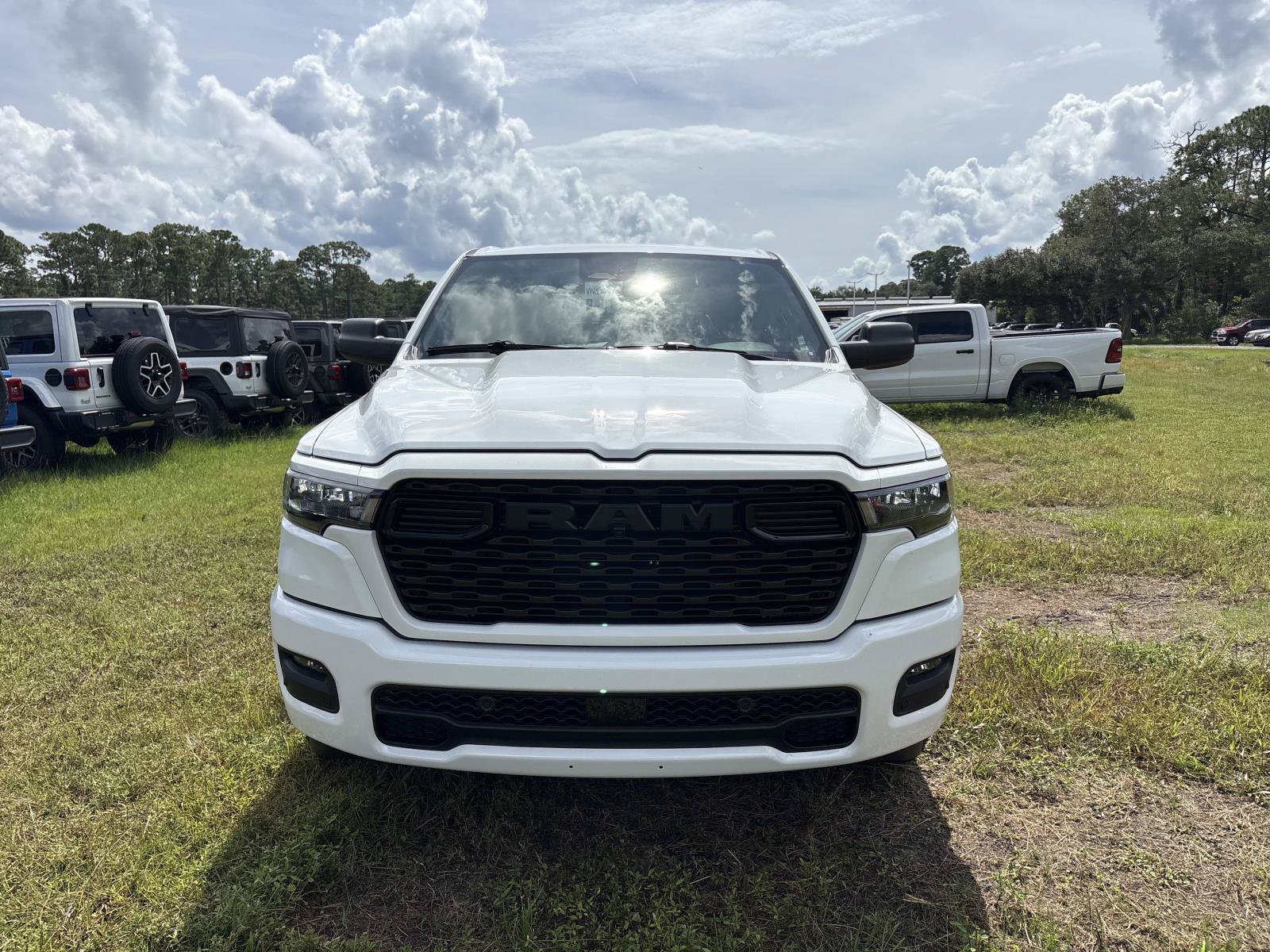 New 2027 RAM 1500 Express RWD image 8