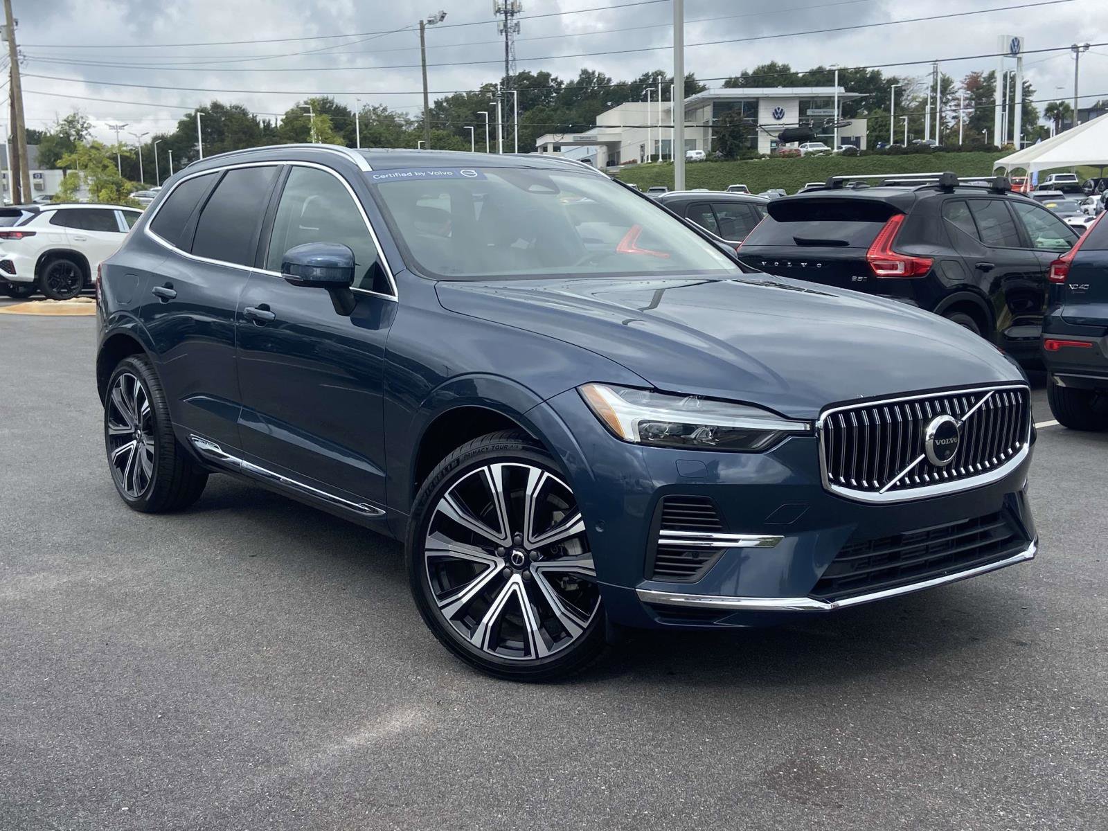 Certified 2023 Volvo XC60 T8 Ultimate w/ Climate Package