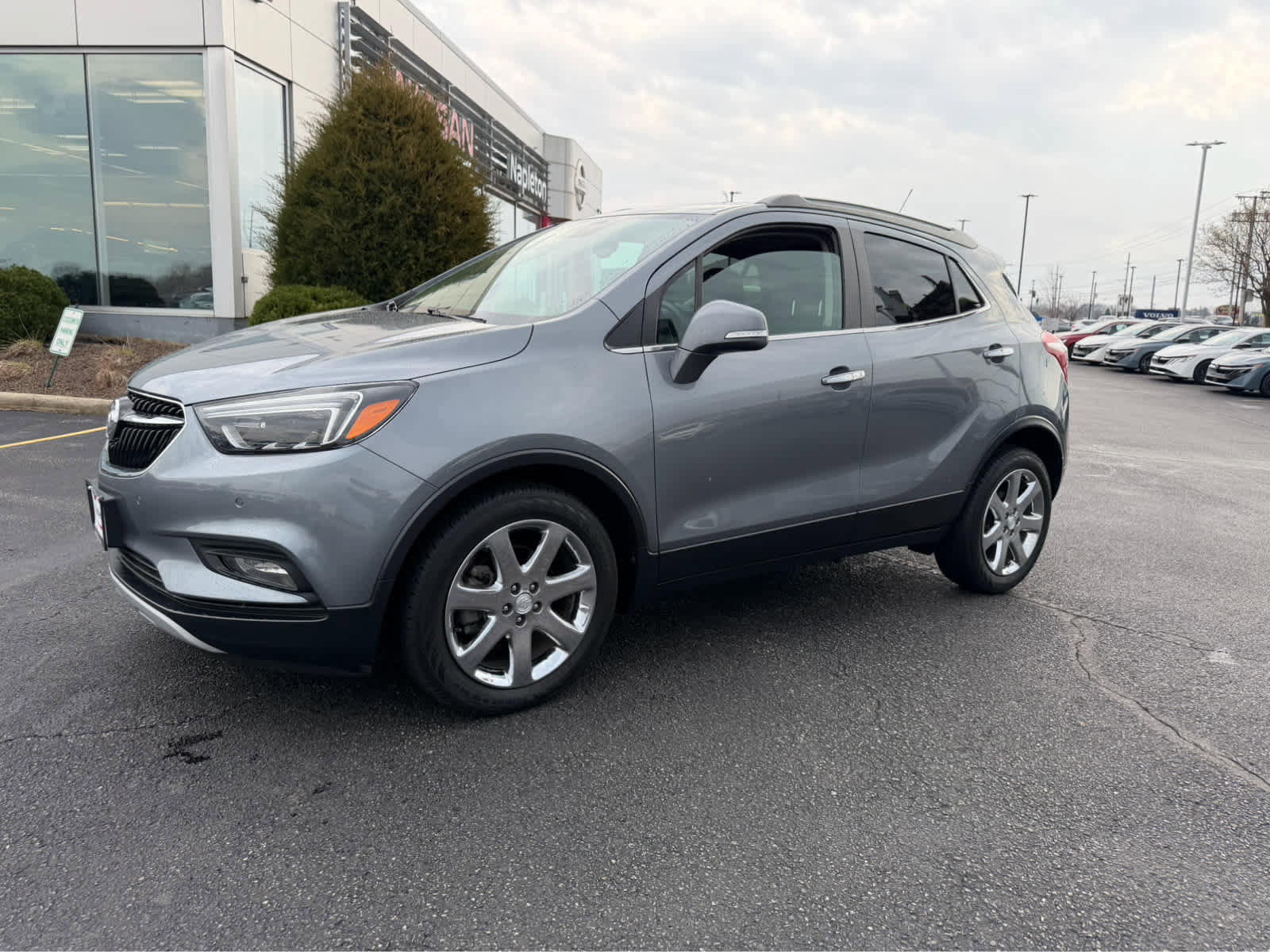Used 2019 Buick Encore Essence w/ Experience Buick Package image 3