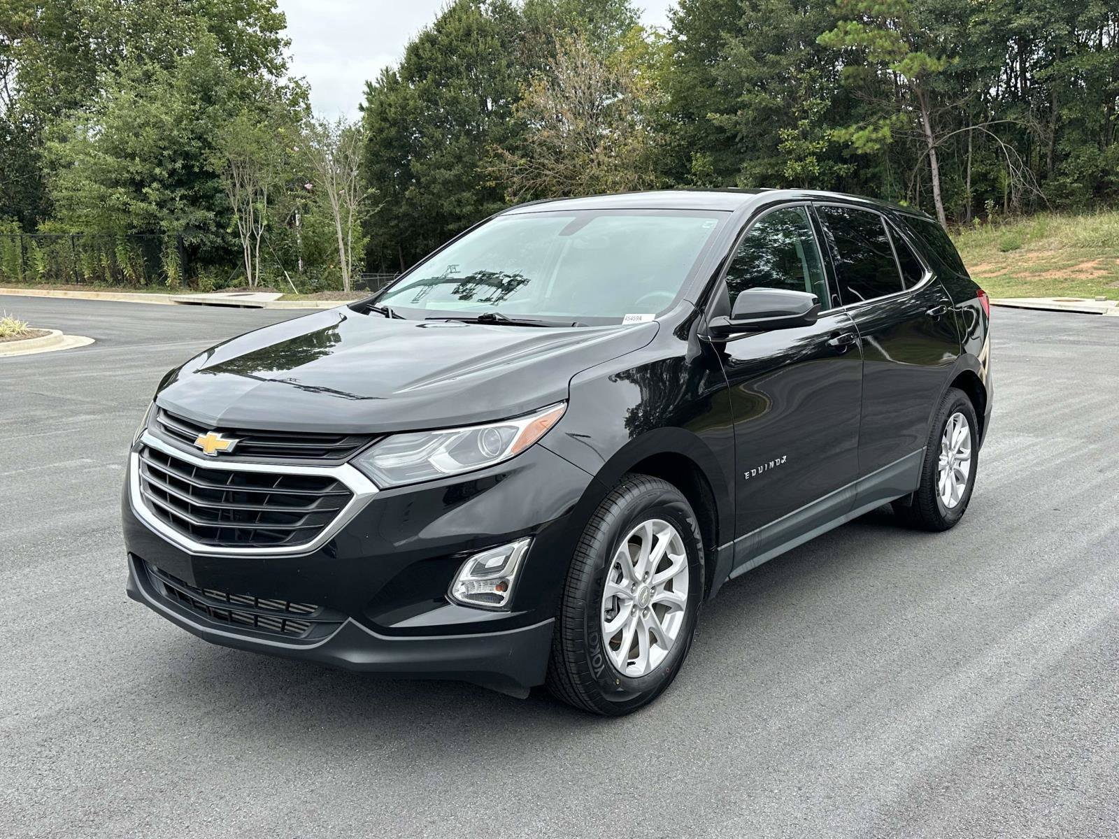Used 2019 Chevrolet Equinox LT FWD image 3