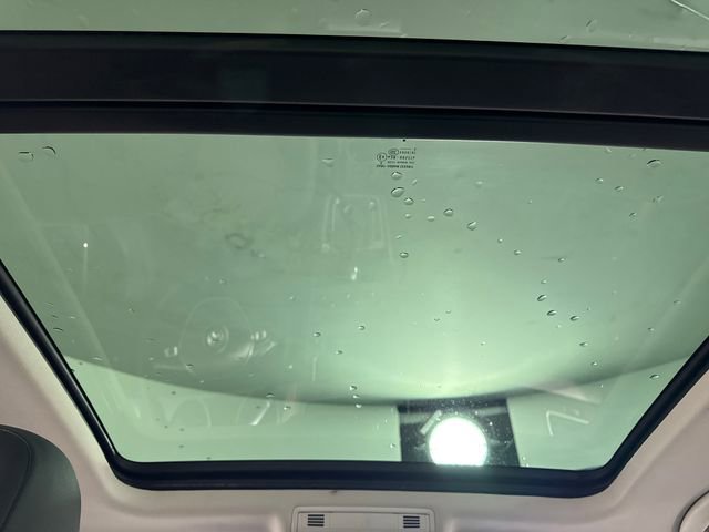 Used 2015 Volkswagen Golf SE image 25