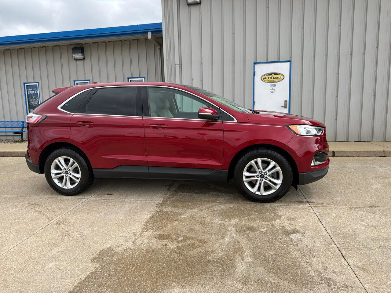Used 2019 Ford Edge SEL w/ Equipment Group 201A image 6