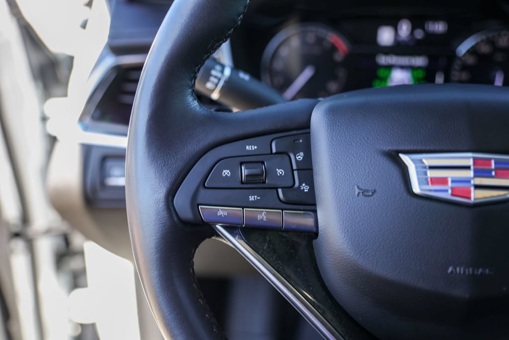 Used 2022 Cadillac XT6 Premium Luxury FWD image 14