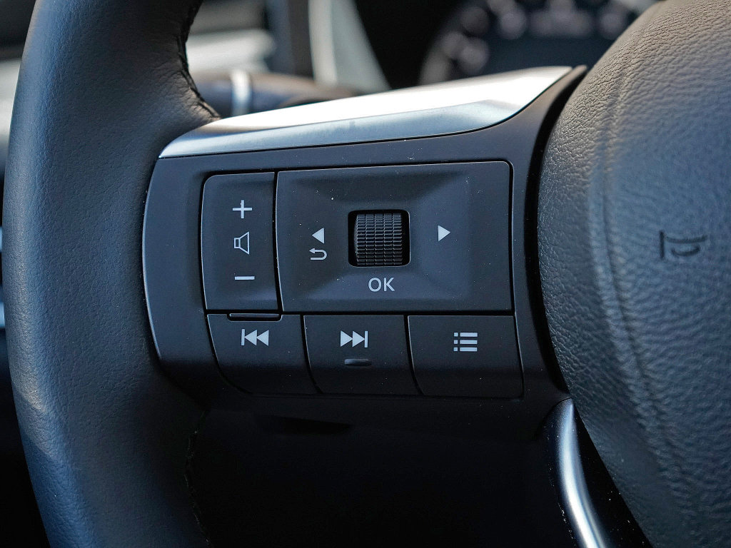 Used 2025 INFINITI QX60 Pure image 14