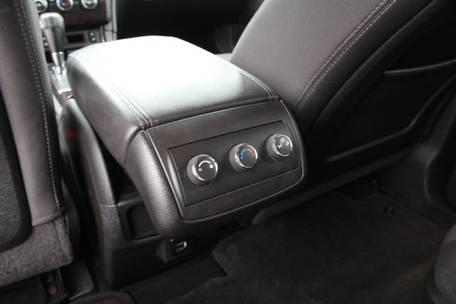 Used 2017 Chevrolet Traverse LT FWD image 22