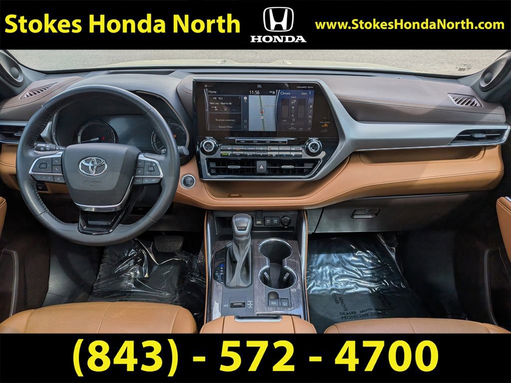 Used 2021 Toyota Highlander Platinum image 15