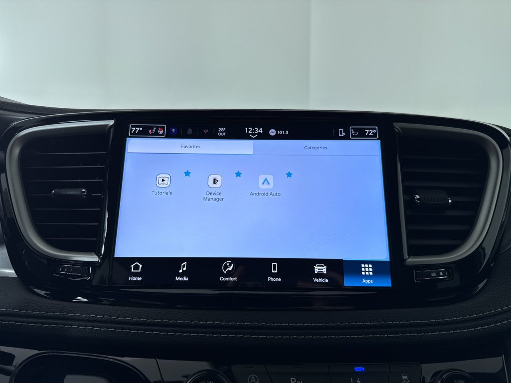 New 2026 Chrysler Pacifica Select w/ S Appearance Package AWD/4WD image 18