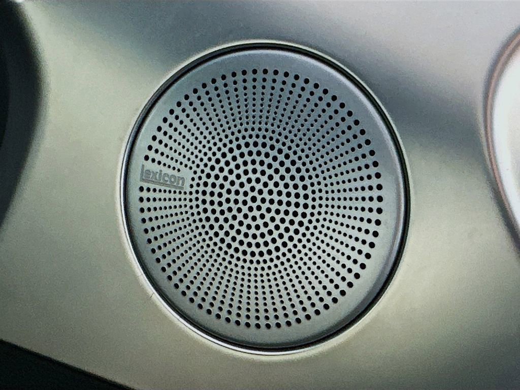 Used 2023 Genesis G70 2.0T w/ Sport Prestige Package image 40