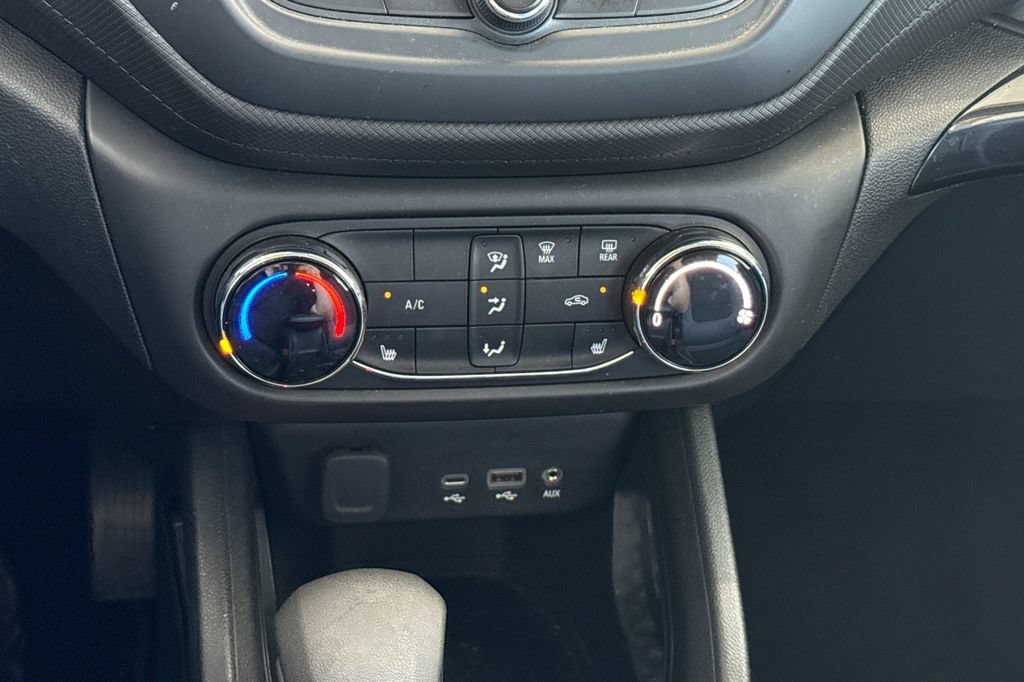 Used 2021 Chevrolet TrailBlazer LT FWD image 29