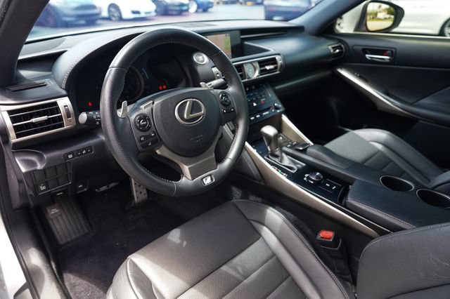 Used 2014 Lexus IS 250 w/ F-Sport Package RWD image 6