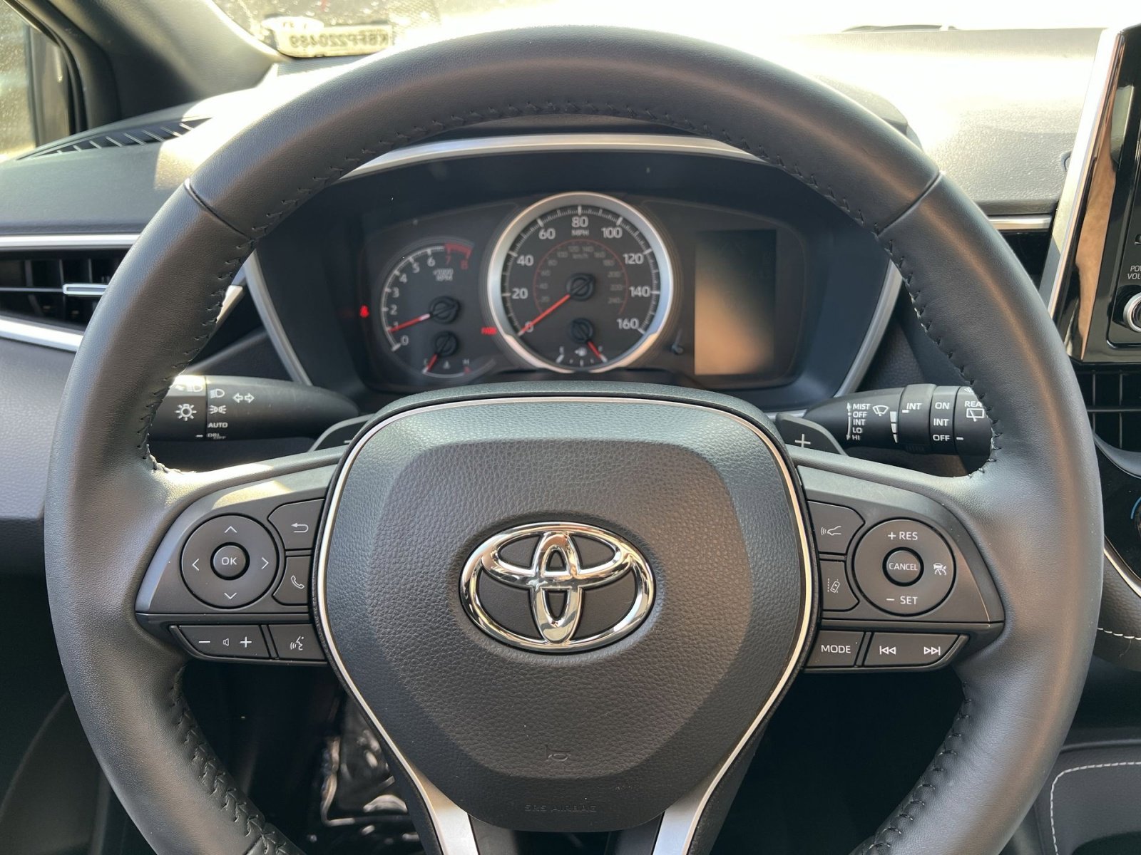 Used 2022 Toyota Corolla SE image 16