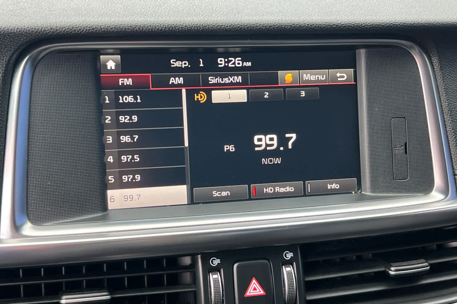 Used 2017 Kia Optima EX w/ Premium Package FWD image 18