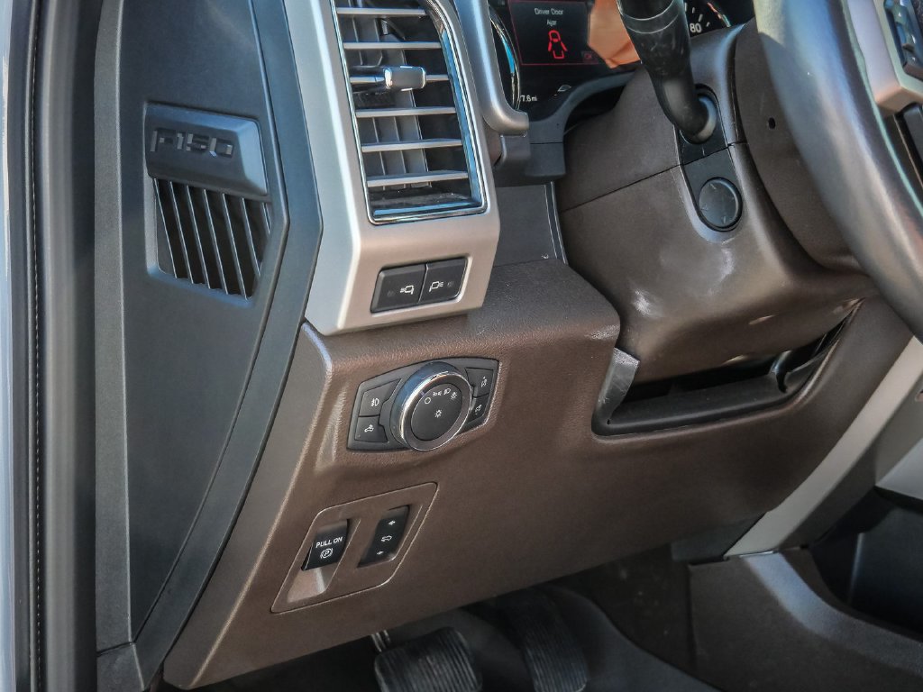 Used 2019 Ford F150 King Ranch w/ Equipment Group 601A Luxury AWD/4WD image 38