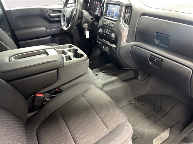 Used 2020 Chevrolet Silverado 1500 Custom Trail Boss w/ Custom Convenience Package image 4