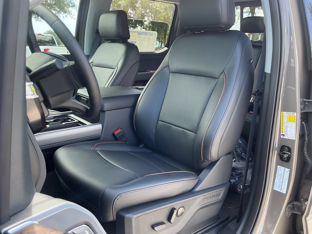 New 2027 Ford F250 Lariat w/ Lariat Premium Package AWD/4WD image 36