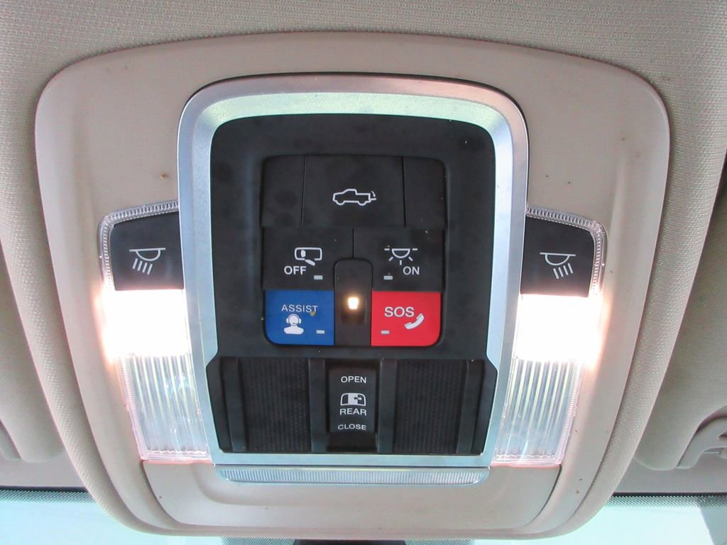 Used 2021 RAM 3500 Laramie image 39