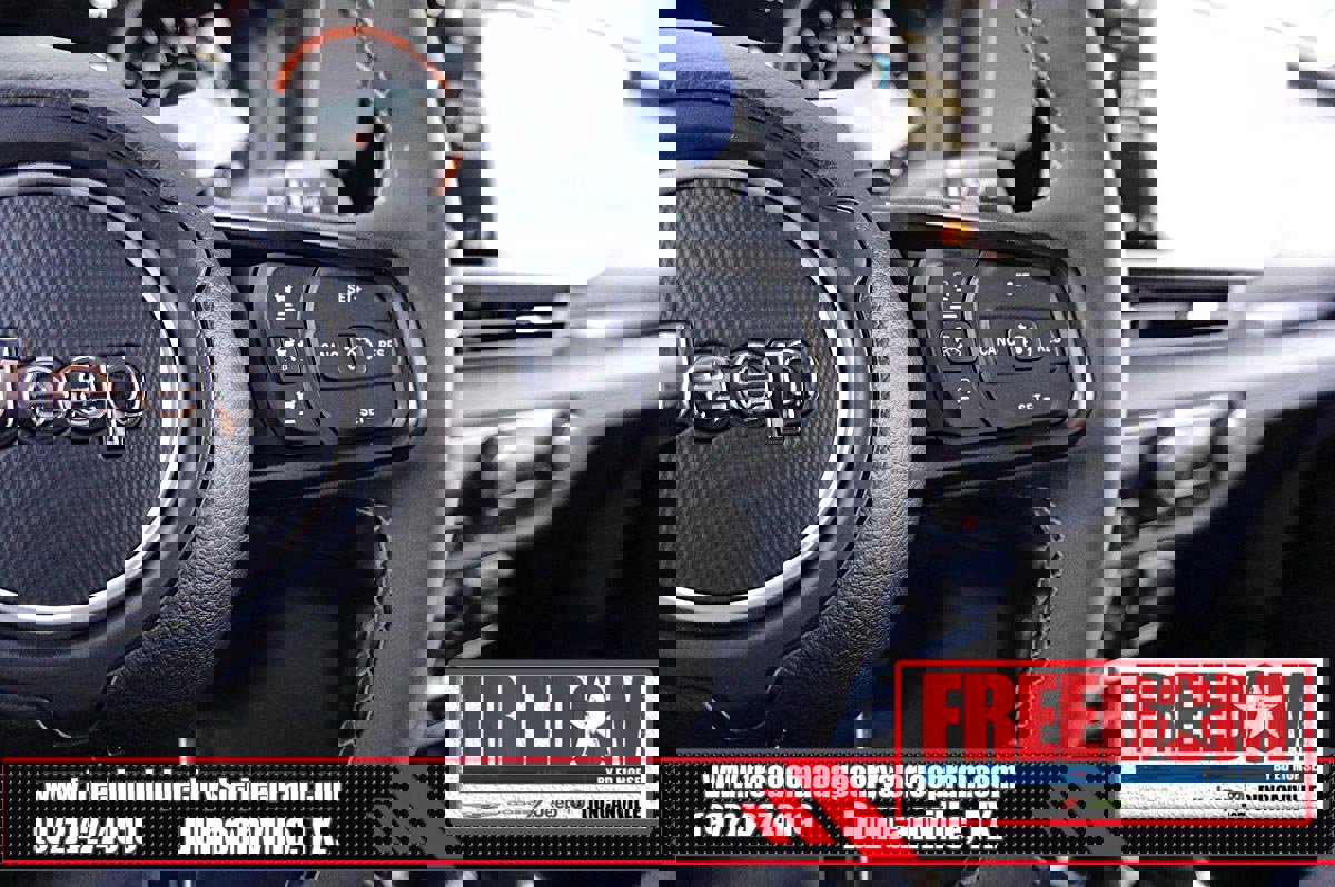 Certified 2025 Jeep Gladiator Rubicon w/ Convenience Group AWD/4WD image 27