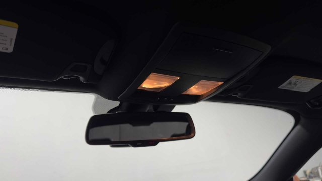 Used 2016 Dodge Challenger R/T Plus RWD image 29
