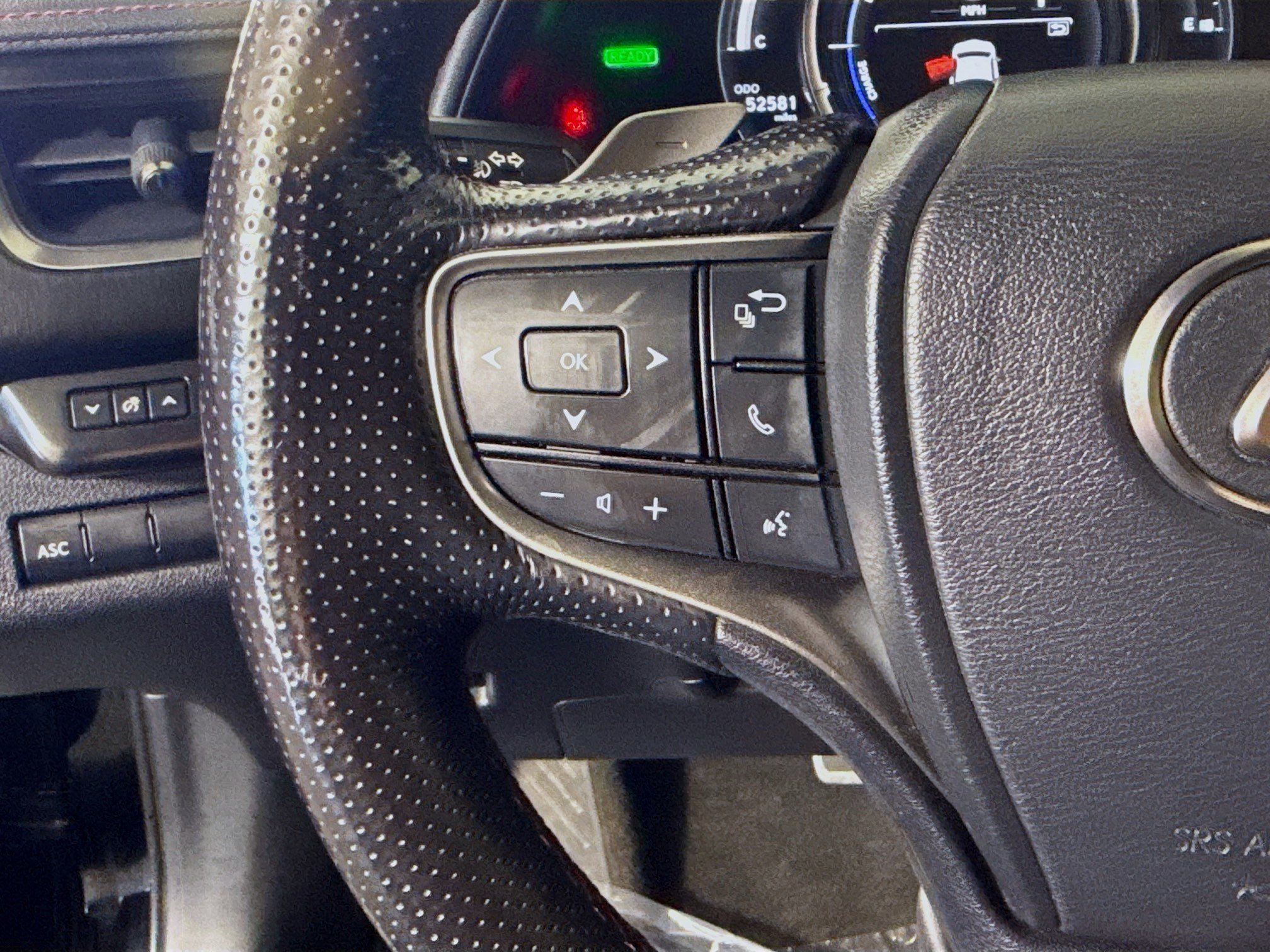 Used 2020 Lexus UX 250h F Sport w/ F Sport Premium Package image 14