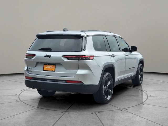 Certified 2024 Jeep Grand Cherokee L Laredo AWD/4WD image 12