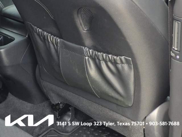 Used 2018 Hyundai Santa Fe Limited FWD image 18
