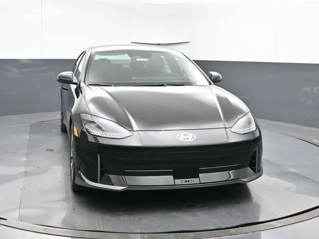New 2025 Hyundai Ioniq 6 SE image 8