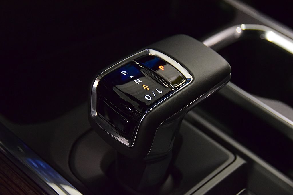 New 2026 Chevrolet Silverado 1500 LT Trail Boss w/ Convenience Package II AWD/4WD image 27