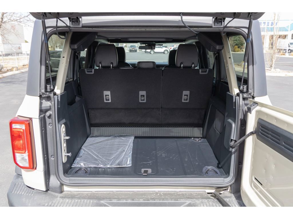 New 2025 Ford Bronco Big Bend w/ Black Diamond Package image 15