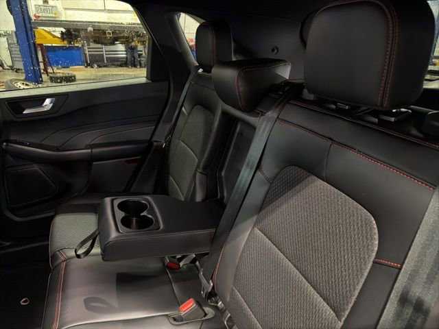 New 2026 Ford Escape ST-Line w/ Tech Pack #1 image 17