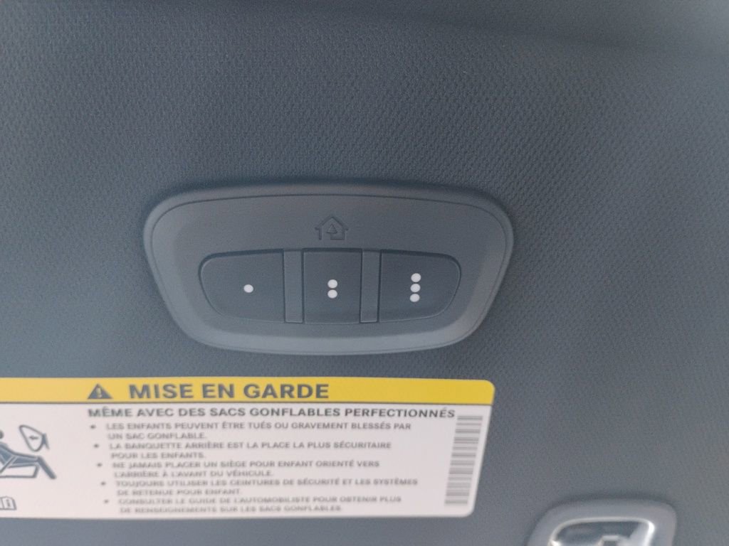 New 2026 Chrysler Pacifica Select image 42